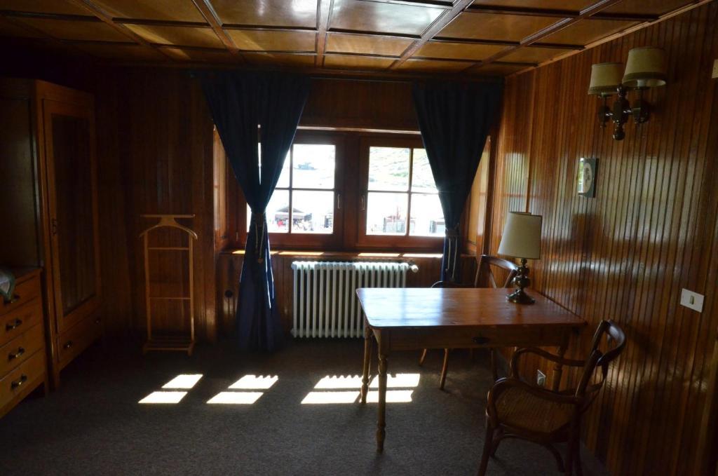 Triple Room 3 Beds with Terrace.