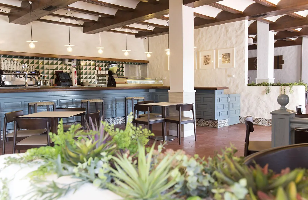 Hotel La Carreta-1
